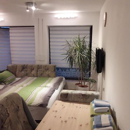 Kleine Ferienwohnung Am Stadtrand Von Лейпциг Екстер'єр фото