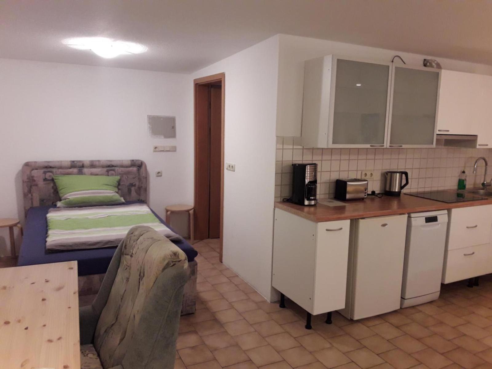 Kleine Ferienwohnung Am Stadtrand Von Лейпциг Екстер'єр фото